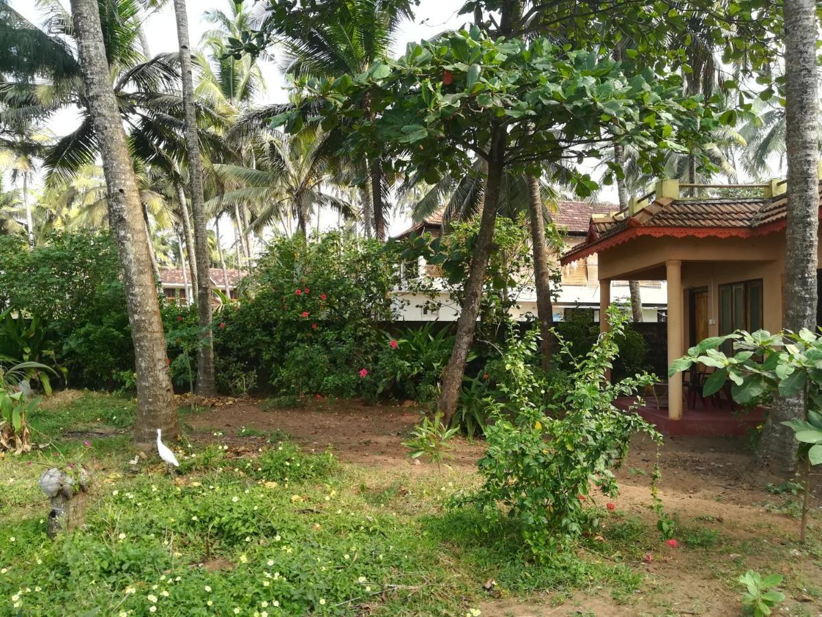Sukriti Beach Resort Варкала Экстерьер фото