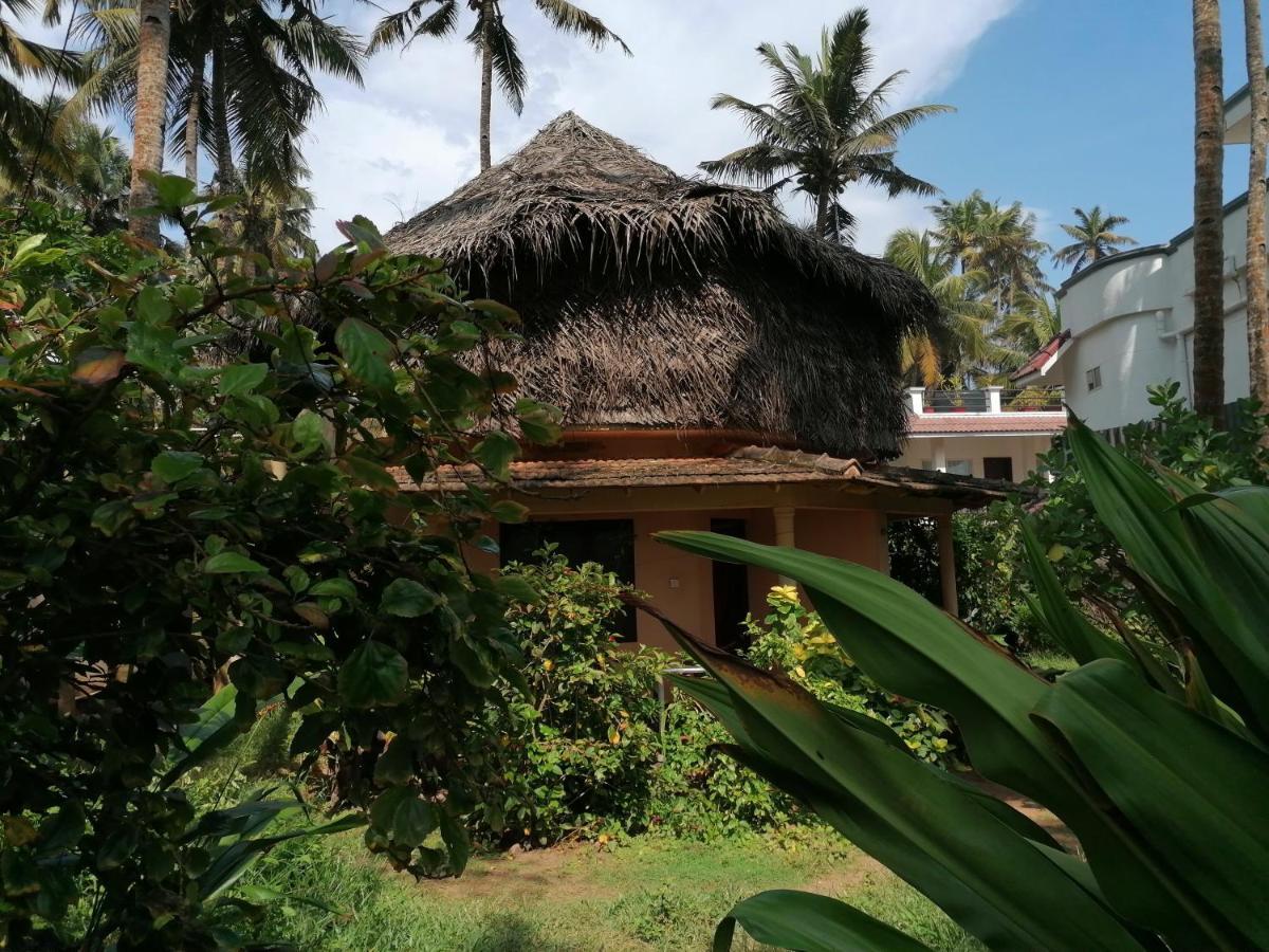 Sukriti Beach Resort Варкала Экстерьер фото
